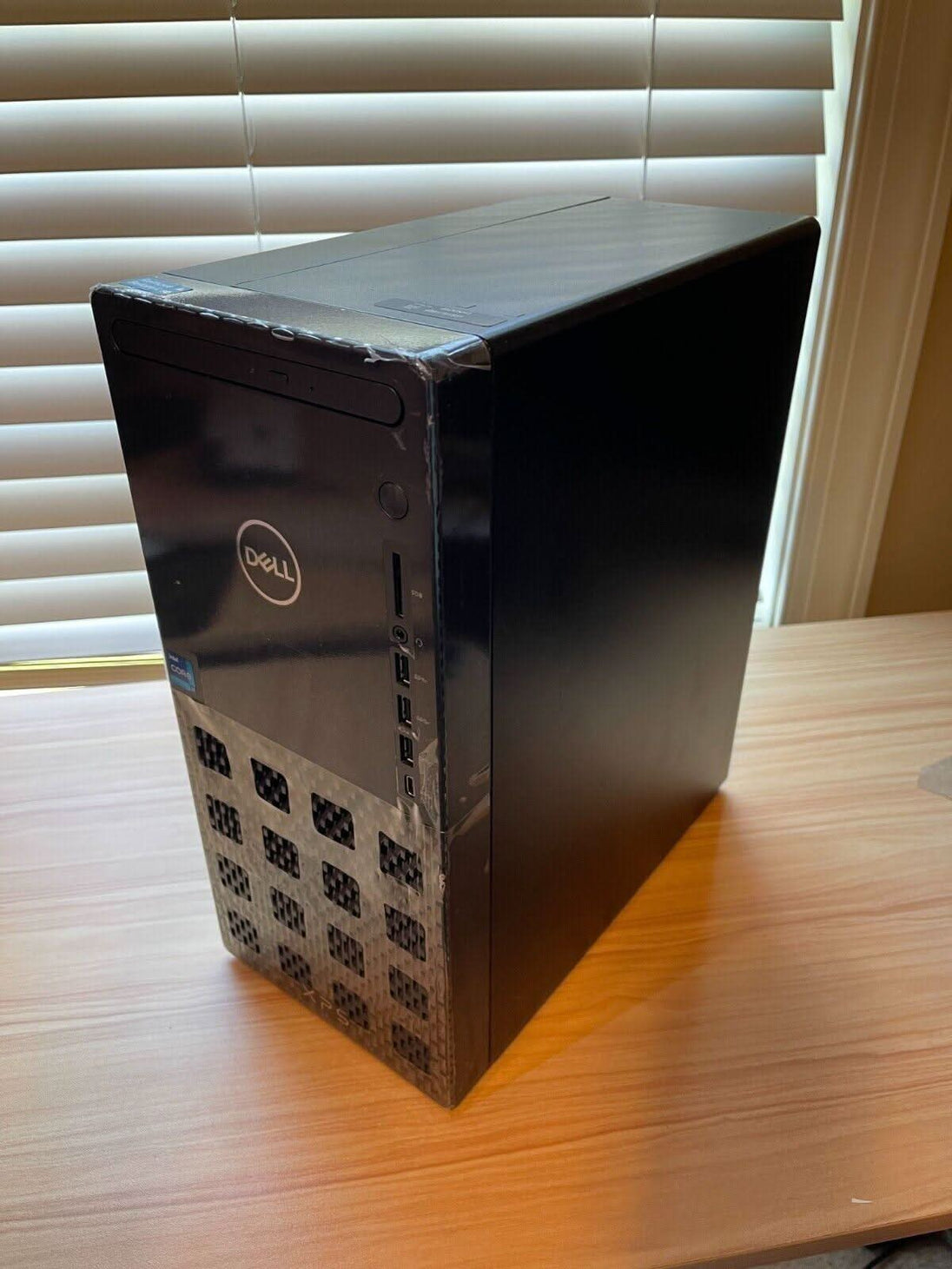 Dell XPS 8940 Intel Core i5-11400 16GB DDR4 1TB SSD Windows 11 Pro